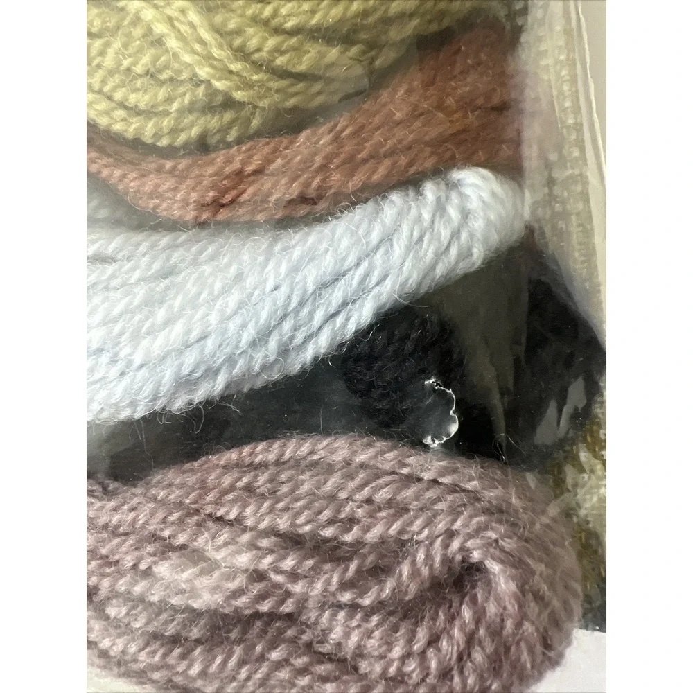 Woolfayre Ltd Street Scene 1297 Wool Yarn Tapestry Kit -England Made 31 cmx42 cm